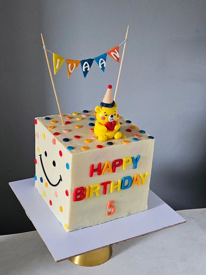 Pink Frost Patisserie - Handcrafted Edible Figurines & Toppers Stylish & Modern Designs photo 6