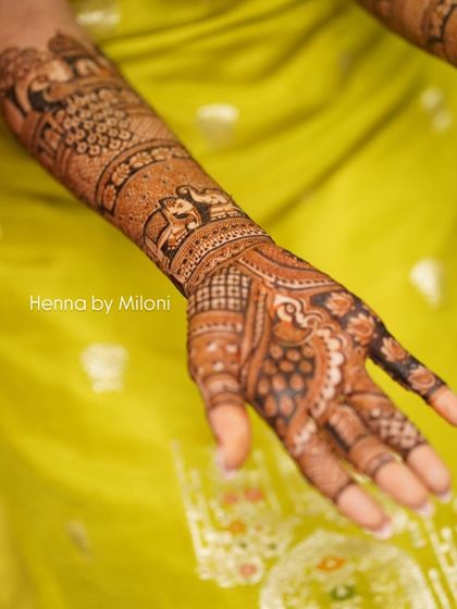 Intricate Bridal Mehendi photo 36