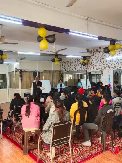 Anubhuti Yog - 200-Hour Yoga Teacher Training Expert Workshops & Guest Lecturers photo 6