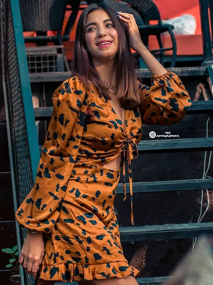 Capturing a candid smile. These natural moments bring a lot of personality and warmth to a photo series.
