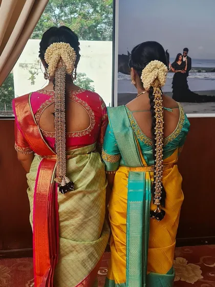 Sisters or friends? Both look beautiful with their traditional hairstyles adorned with our rental hair jewellery. We have options to suit every style.