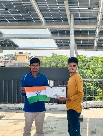 SolarSquare - Residential & Community Rooftop Solar Solutions Our Happy Customers: Homes & Families photo 166