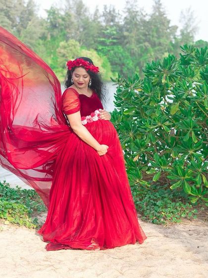 Dee Yashaswini - Occasion Wear Rentals Maternity Photoshoot Outfits photo 70