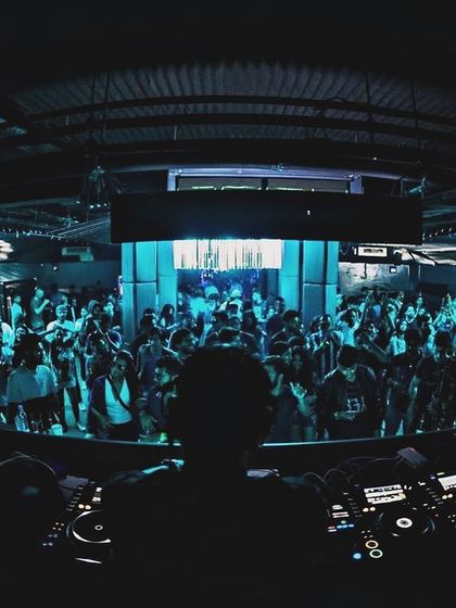 My view of the packed floor at Unwind, Pune. The blue lighting created an amazing underwater vibe.