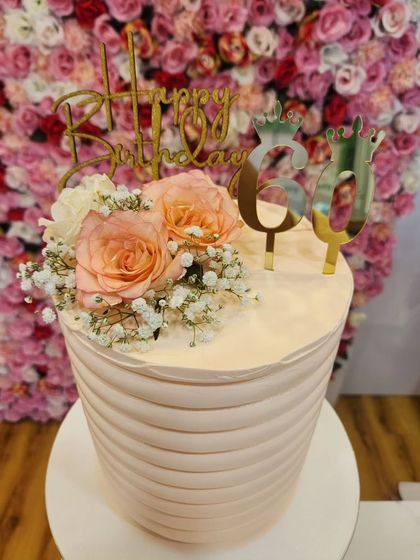 Elegant Tiered Cakes photo 22