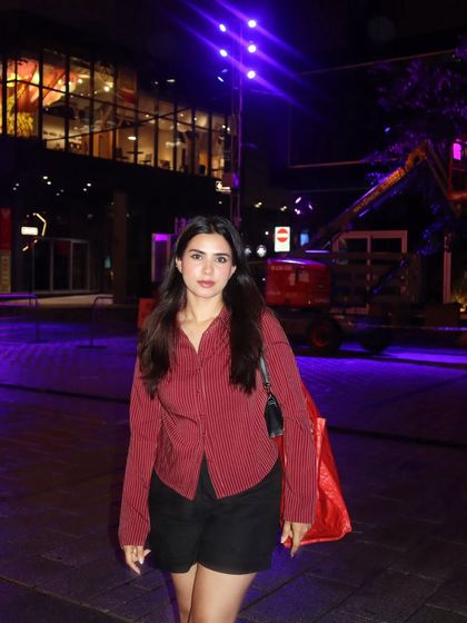 A nighttime shot with dramatic purple lighting in downtown Montréal, showcasing my ability to shoot in challenging, low-light conditions.