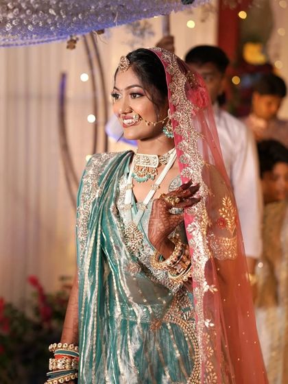 Engagement & Reception Glam photo 15