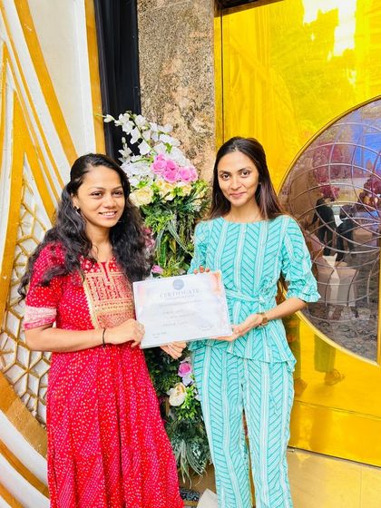 Another proud graduate from my Advanced Mehendi Masterclass, holding her certificate. Wishing her all the success and wealth in her new journey. ✨