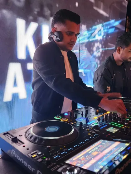 Focused on the mix. With over 18 years of experience, I know that the real work happens on the decks, not just on social media. Every transition is crafted to keep the dance floor alive.