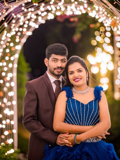 A classic couple portrait in the light tunnel, a popular spot for pre-wedding shoots that guarantees a romantic and visually stunning photograph.