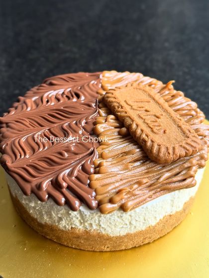 For those who love a perfect pairing, I offer a half-and-half no-bake cheesecake. This one combines the rich, chocolatey flavor of Nutella with the caramelized spice of Lotus Biscoff.