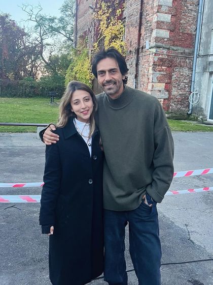 A lovely moment with Arjun Rampal on the set of 'CRAKK'. His relaxed, layered look with a turtleneck was perfect for the cold weather in Poland.