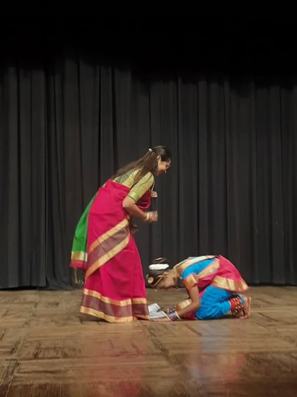 A beautiful moment of respect and tradition. Here, a student touches my feet to seek blessings after receiving her certificate, a gesture that is central to the Guru-Shishya relationship in Indian classical arts.