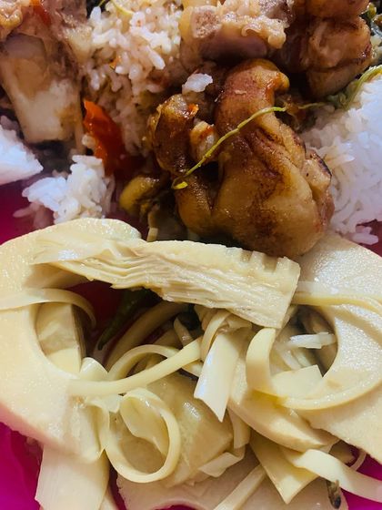 A closer look at the boiled bamboo shoot, a perfect accompaniment to the rich curry.