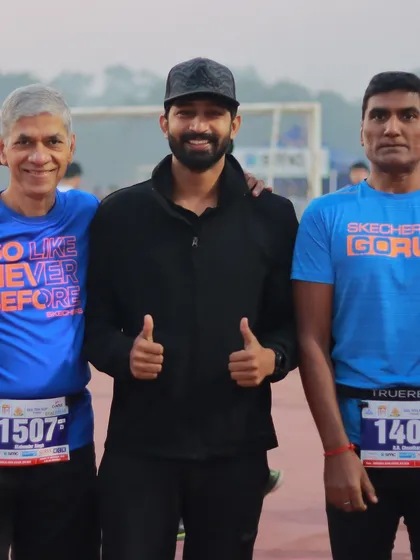 With fellow runners from the Skechers Go Run club. It's great to connect with other running groups and share our passion.