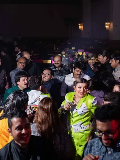 A packed dance floor is the sign of a successful party. We manage the flow of the evening to build up the energy for an unforgettable night.