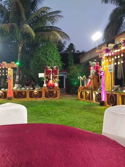 Grand Buffet Displays photo 13