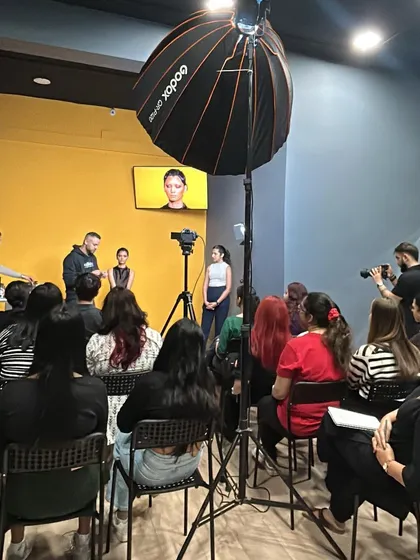 The best feeling ever. Daniel Bauer teaching a masterclass, with students watching a live demo on a monitor. This is learning from the best in the business.