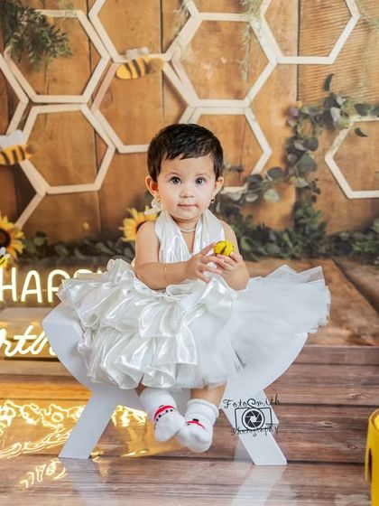 First Birthday & Cake Smash photo 7