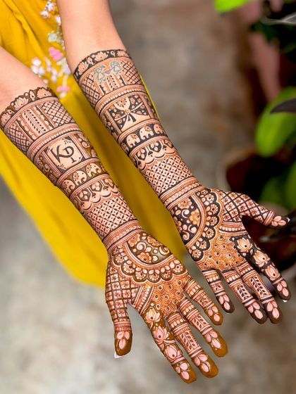 Mitali - Mehendi for Special Occasions Exquisite Bridal Mehendi photo 3