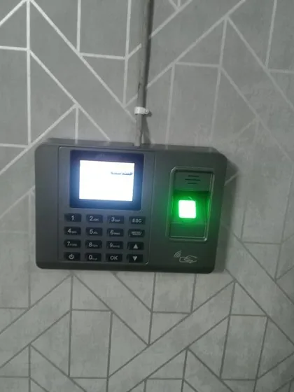This biometric access control device was recently installed at a gym. The system is now live, providing secure and uninterrupted access for members.