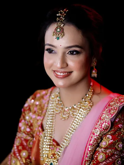 A beautiful close up of this engagement look. I focused on creating luminous skin and a warm, brownish-pink lip that perfectly balanced her stunning Polki jewellery.