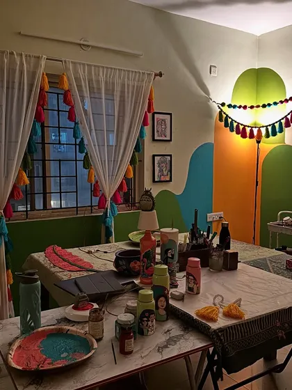 The studio at night after our revamp. The new colors and the warm lighting from our hand painted lamps create such a cozy and inspiring atmosphere.
