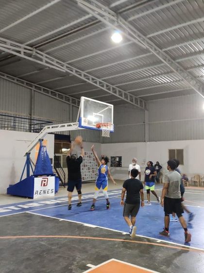 Going up strong for a layup. We love seeing players of all skill levels enjoying a game at our indoor basketball facility.