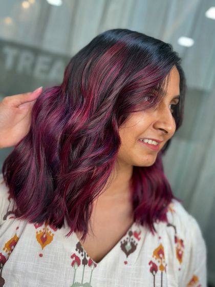 Bold Reds, Purples & Peekaboo Colors photo 3