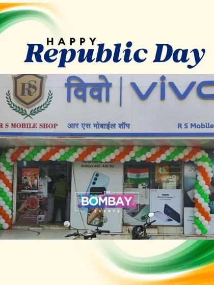 Here is another example of a retail store decoration for Republic Day, this time for a Vivo mobile shop. The decor helps create a festive shopping environment for customers.