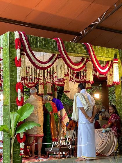 Petals - Wedding Decoration & Styling Timeless South Indian Mandaps photo 60