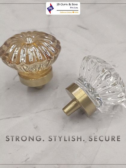 The perfect finishing touch for your doors and cabinets. Our glass door knobs combine a strong, solid brass base with elegant, faceted glass for a stylish and secure grip.