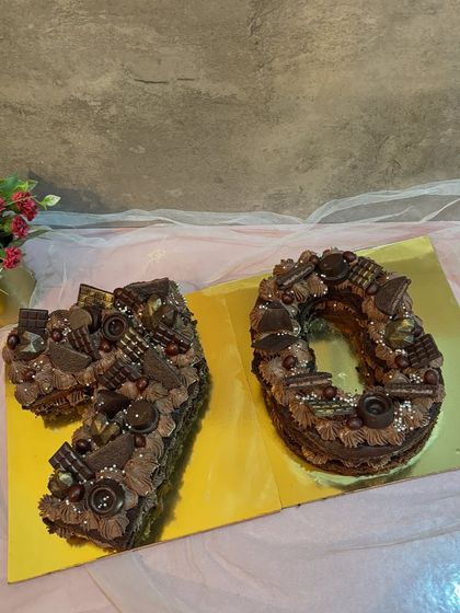 Uniquely Shaped & Sculpted Cakes photo 4