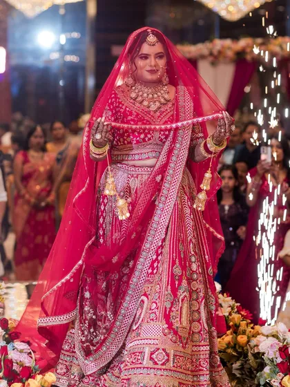 Your bridal entry is a moment everyone will remember. I make sure your entire look, from the makeup and hair to the dupatta draping, is perfect so you can walk in with absolute confidence, ready for your forever to begin.
