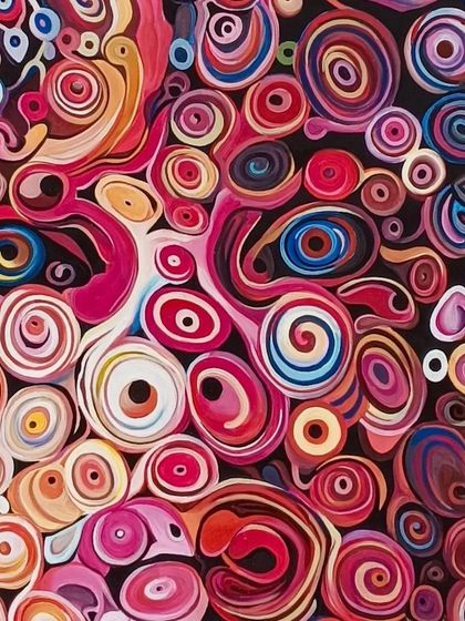 Detail of the swirling patterns that form the facial features in the Marilyn Monroe mural.