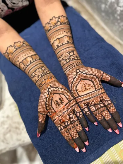 A Teej special henna with brother-sister motifs.