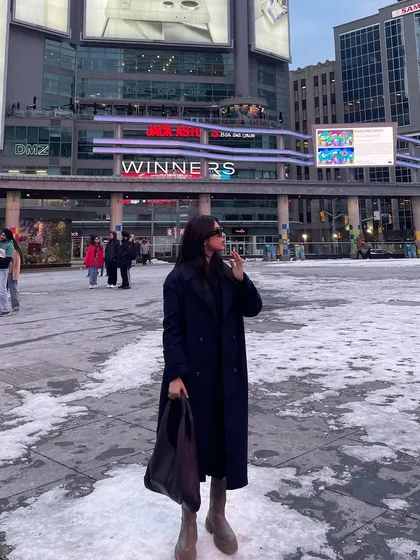 A classic winter moment in downtown Toronto at Yonge-Dundas Square. I love creating content that captures the energy of the city, especially when it's covered in snow.