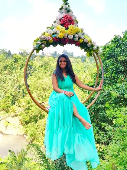 Inisha Rental Dress - Maternity Photoshoot Gown Rental Versatile Infinity Gowns photo 15