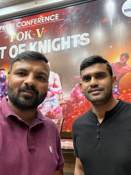 A selfie with a fellow coach at the FOK event.