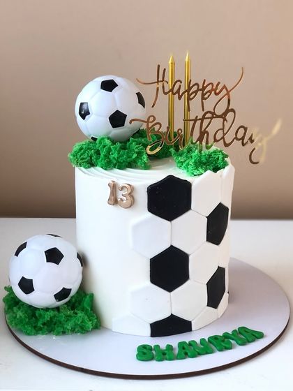 Ankita Das - Designer Cakes & Desserts Wheels, Games & Superheroes photo 4