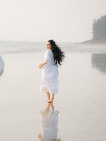 Golden Hour & Beach Romance photo 15