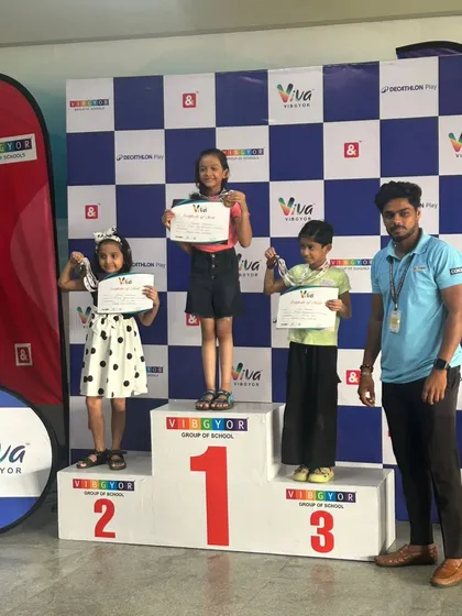 Here is Naqiyah Jaorawala from our Club Millennium center, proudly displaying her gold medal for breaststroke at the Vibgyor Group of Schools competition. We focus on building strong foundational techniques that lead to these amazing results.