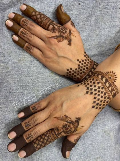 Sonu - Special Occasion Mehndi Traditional & Festive Designs photo 13