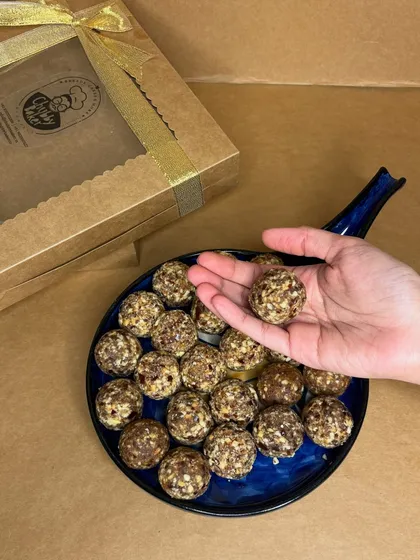 My Toasted Cashew & Coconut Ladoos are a crowd favorite. These vegan energy balls are made with the finest Medjool dates and are completely raw and gluten-free, making for a perfectly healthy and delicious bite.