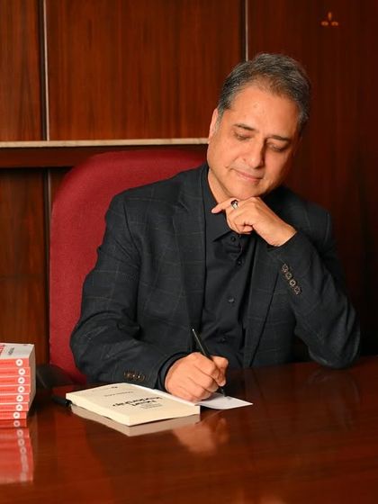 Vishal Diwan - Corporate & Business Photography Author & Speaker Profiles photo 6