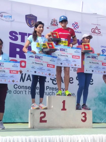 Neera Katwal - Running Coaching Coach on the Podium: Leading by Example photo 11