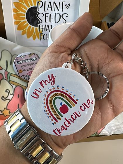 Magnets, Badges & Keychains photo 12