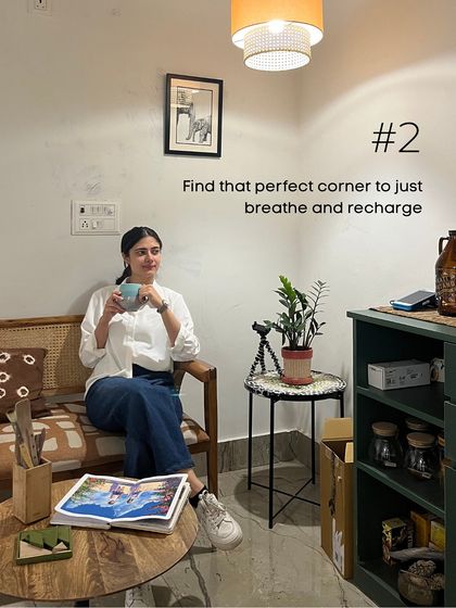 I spent a wonderful day at Alive Studio, playing with clay, paint, and their beautiful art journaling kit. There's something so magical about creating in a dedicated studio space, surrounded by fellow artists.