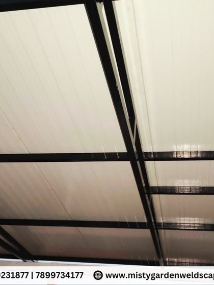 A close-up of the puff sheet ceiling. The panels are lightweight yet strong, and their insulating properties make a significant difference in the temperature underneath.