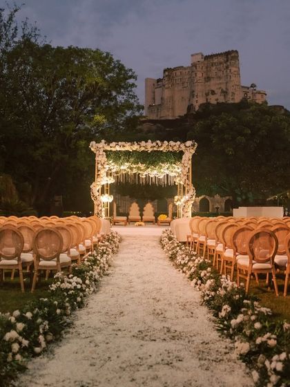 Decor by Aditya - Event Design & Decoration Grand Mandaps & Wedding Stages photo 19